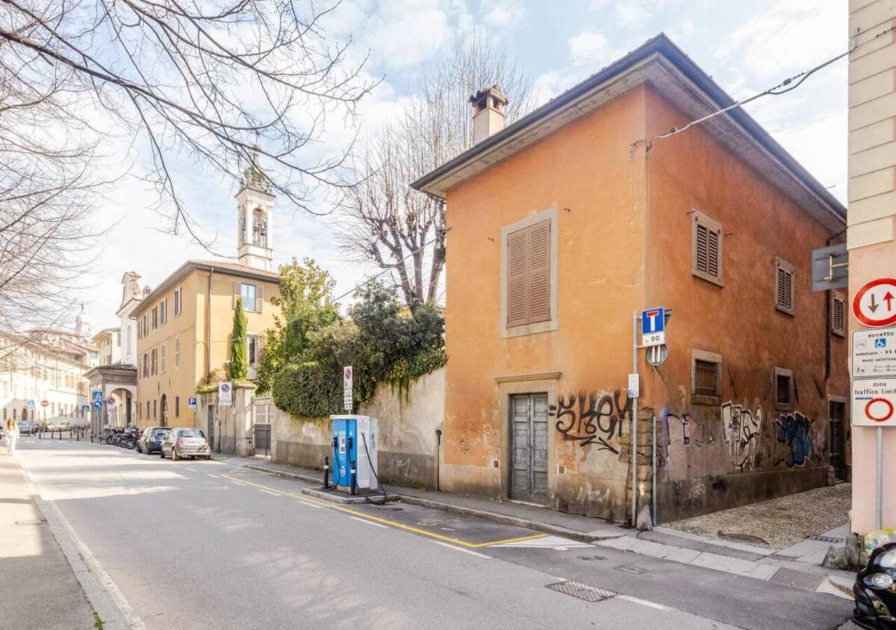 In Centro Bergamo Leilighet Eksteriør bilde